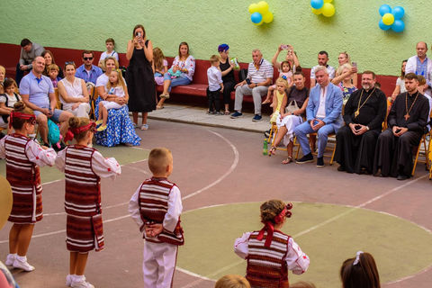 UGCC Head blesses Ukrainian school children in Greece at the beginning of the new academic year