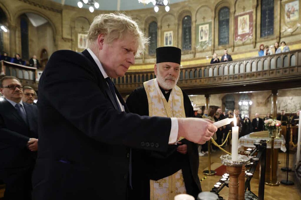 Прем'єр-міністр Великобританії помолився за Україну в українській катедрі в Лондоні