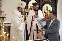 «Я повезу ваші прохання до серця Католицької Церкви», — владика Микола Бичок у Славутичі до родичів полонених