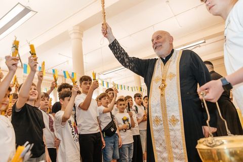 Майже 100 вівтарників взяли участь у щорічному з’їзді у Лондонській єпархії Пресвятої Родини