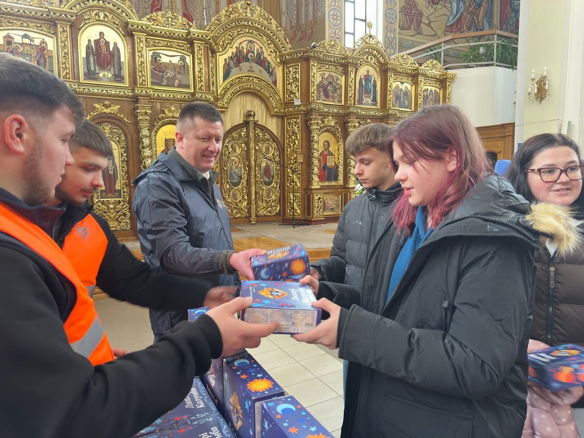 Продуктові набори і&nbsp;допомога дітям: у&nbsp;Тернополі провели дві благодійні акції