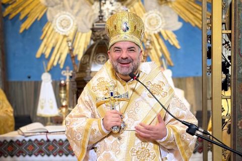 «Ви виховали сотні молодих сердець у любові до Бога і Церкви» — Глава УГКЦ привітав владику Григорія Комара з 25-річчям священства