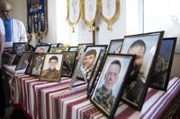 «Я повезу ваші прохання до серця Католицької Церкви», — владика Микола Бичок у Славутичі до родичів полонених