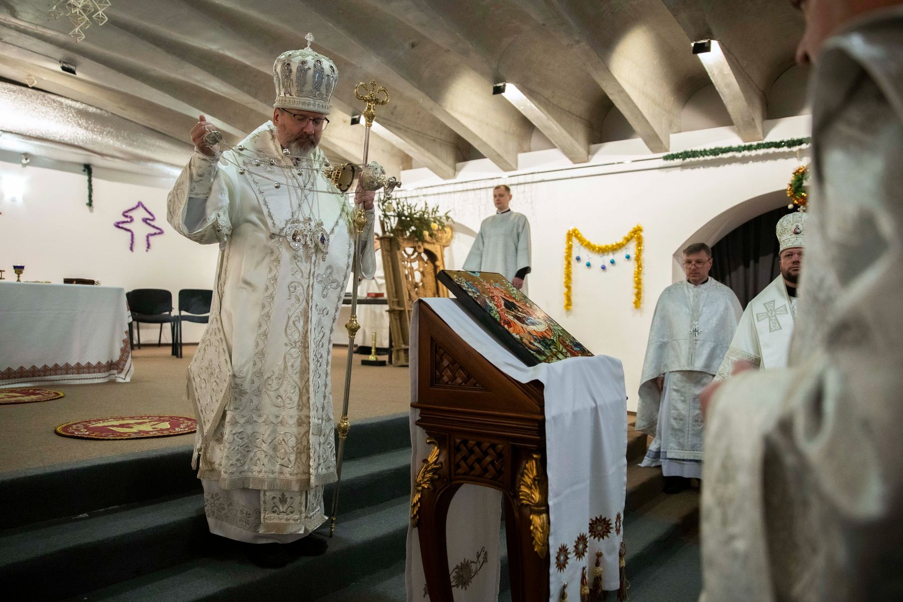 Глава УГКЦ на Різдво: Ми віднайшли новонародженого Ісуса між дітьми та старцями в бомбосховищі