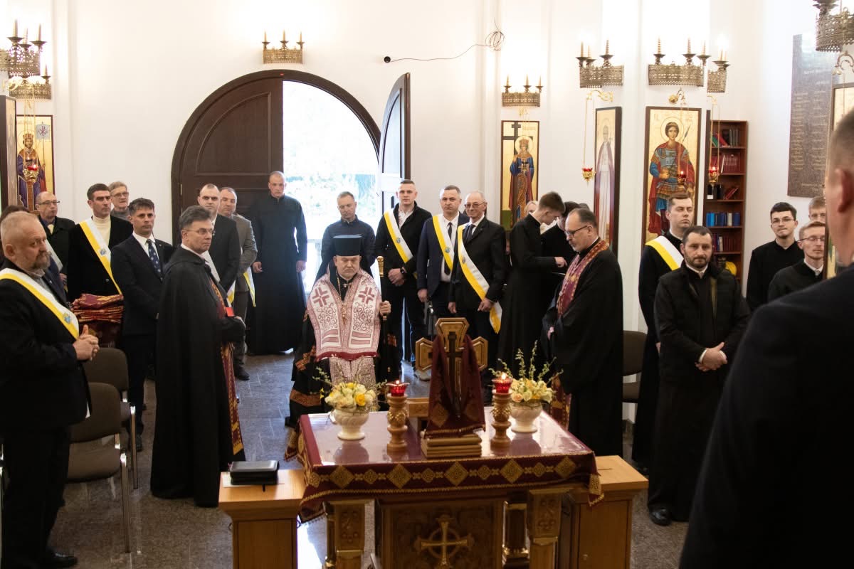 Десять семінаристів Київської духовної семінарії отримали стипендії від Лицарів Колумба