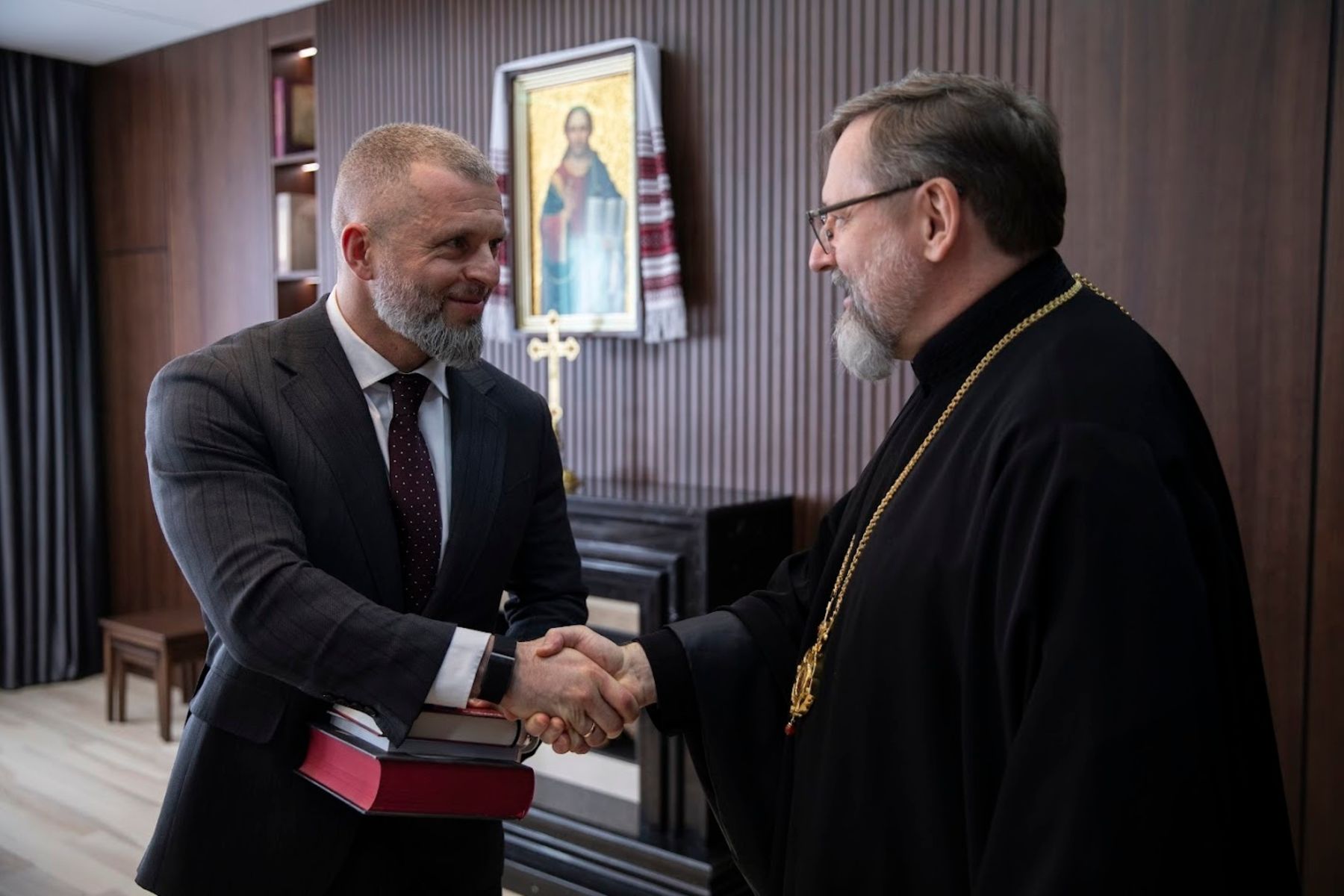 Глава УГКЦ обговорив з&nbsp;Міністром молоді та&nbsp;спорту України формування української ідентичності, підтримку молоді та&nbsp;розвиток партнерства