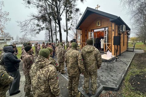 Владика Богдан Манишин освятив новий духовний центр Архистратига Михаїла на Шепетівщині