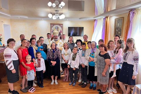 “A Branch of the Vine of Christ is Growing Here”: Head of UGCC Visits Family-Type Orphanage in Poltava Oblast