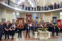 Українські рятувальники здійснили прощу до Зарваниці