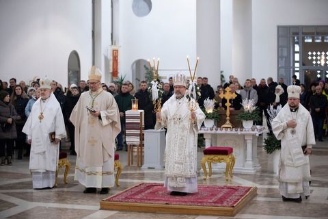 «На землі мир запанує лише тоді, коли на ній знову знайдеться місце для людського життя», — Глава УГКЦ на Різдво