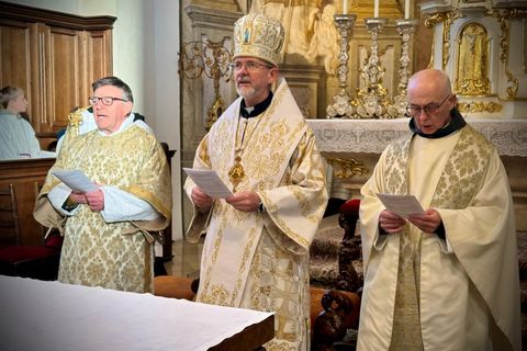 Владика Богдан Дзюрах очолив молитву за справедливий мир в Україні у відпустовому центрі Марія Роггендорф в Австрії