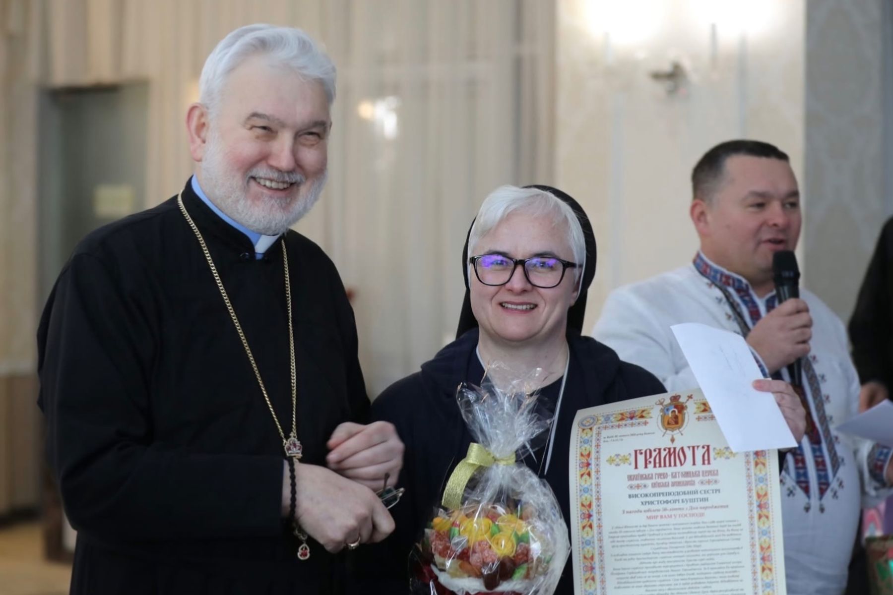 Сестра Христофора Буштин відзначила 50-річчя і оголосила збір на відновлення місії монахинь у Микуличині