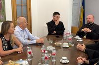 &laquo;Щоб наші люди не&nbsp;відчужилися від Батьківщини&raquo;: Постійний Синод УГКЦ зустрівся з&nbsp;Послом України в&nbsp;Іспанії