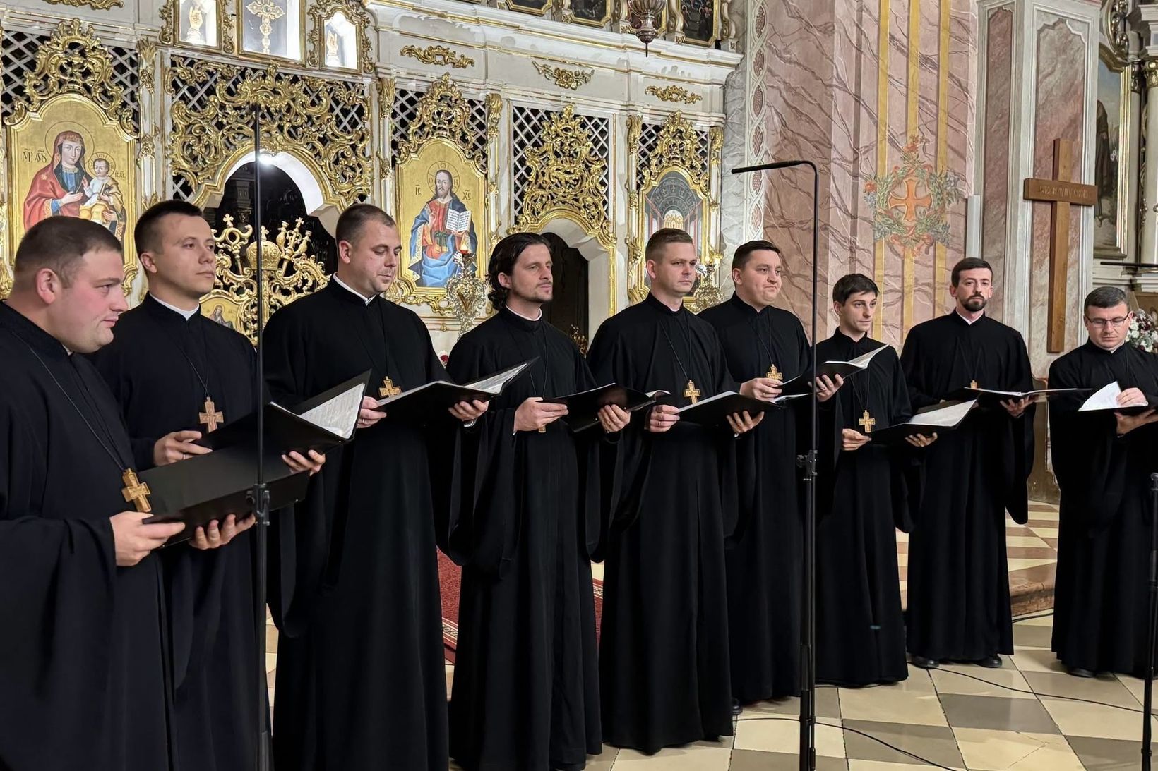 Єпископи УГКЦ взяли участь в освяченні оновленого катедрального собору в Ужгороді Єпископи УГКЦ взяли участь в освяченні оновленого катедрального собору в Ужгороді