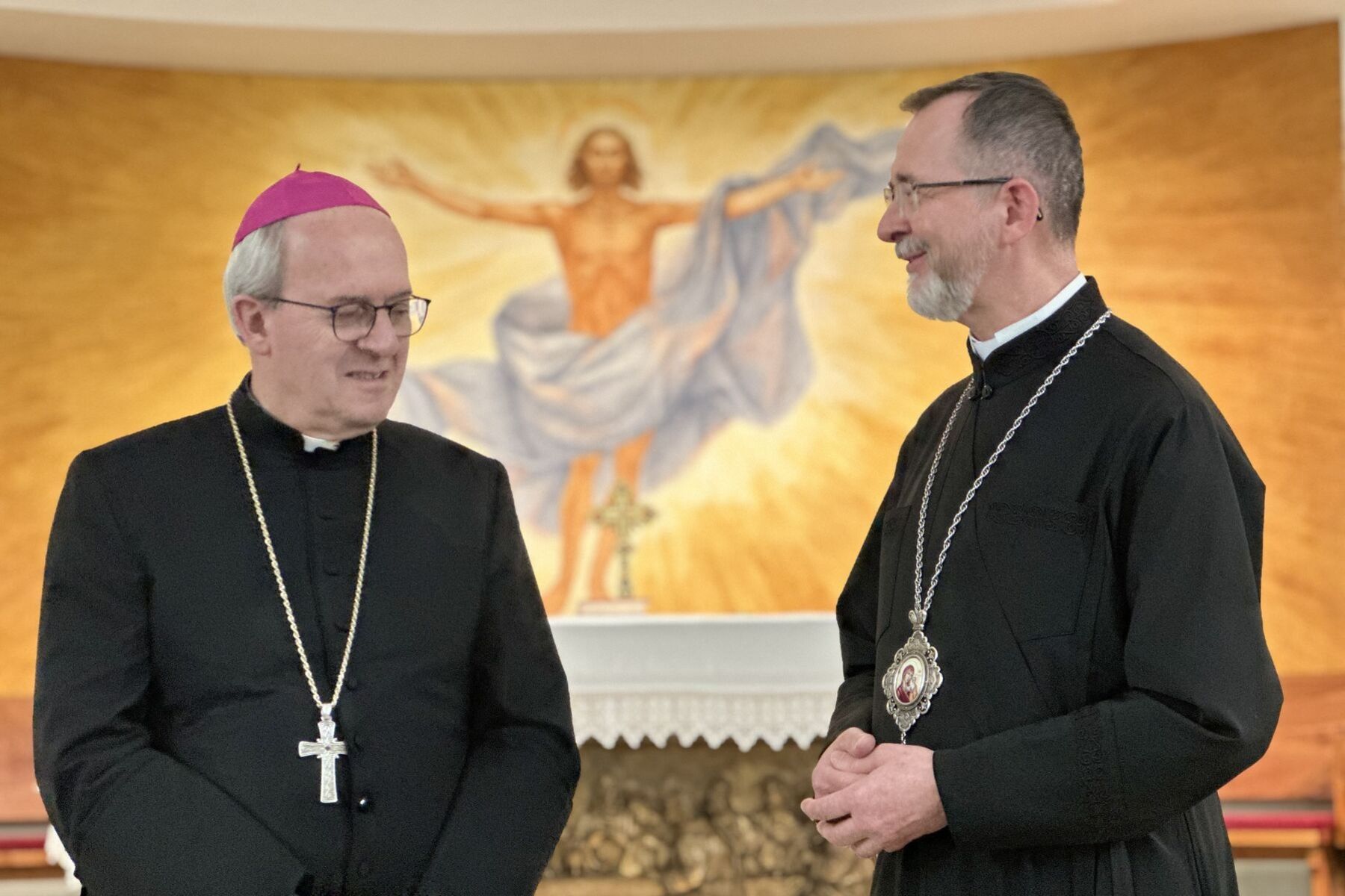 Владика Богдан Дзюрах зустрівся з архиєпископом Франком Москоне