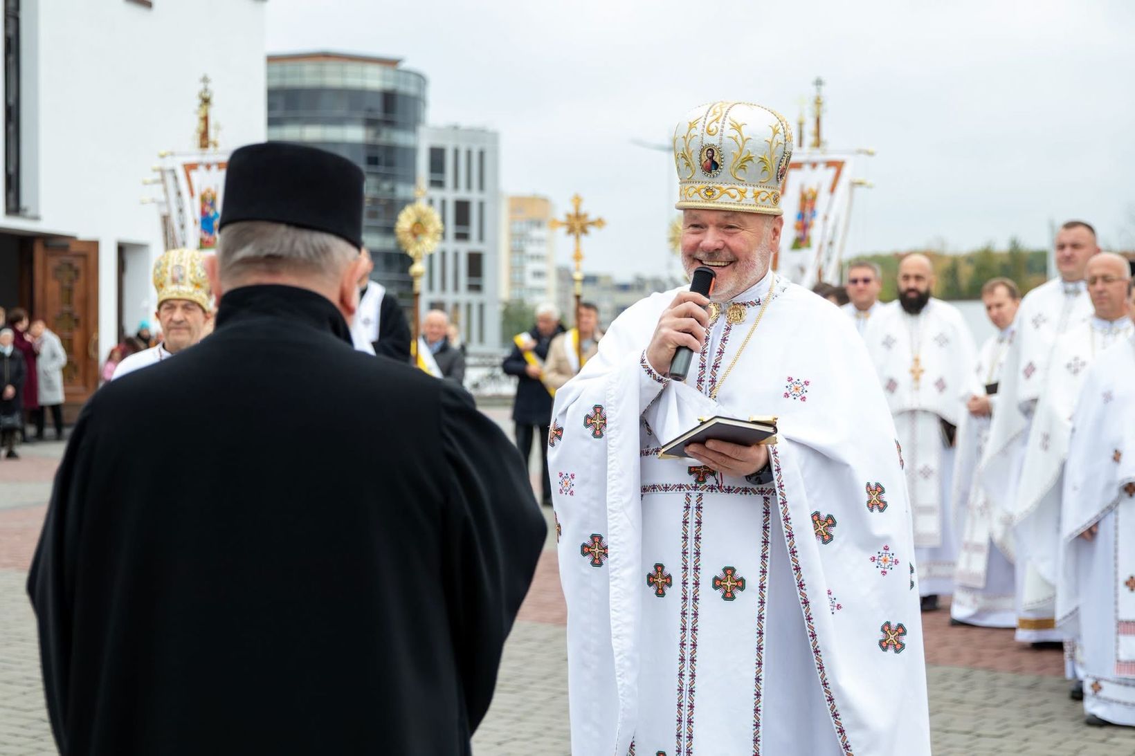 Митрополит Ігор Возьняк закликав молитися за мир в Україні за заступництвом святого Івана Павла ІІ Митрополит Ігор Возьняк закликав молитися за мир в Україні за заступництвом святого Івана Павла ІІ