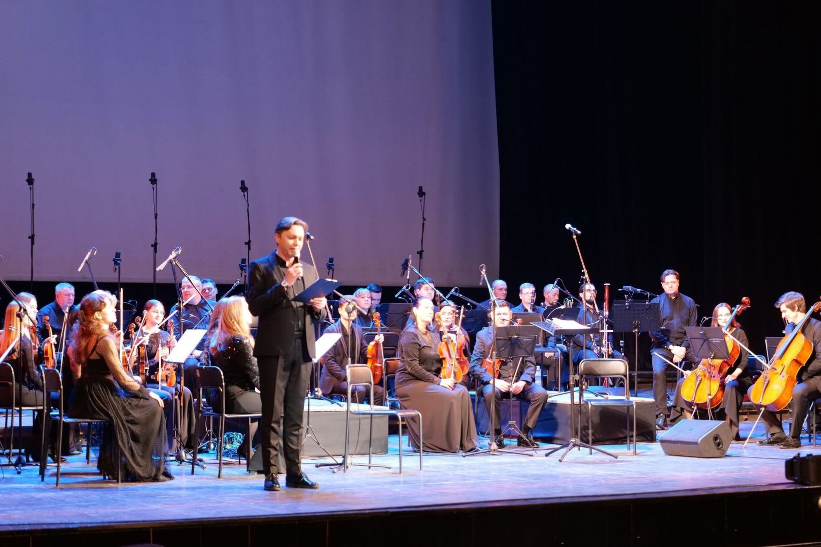 У Львівській опері відбувся мистецький вечір до&nbsp;четвертої річниці повномасштабної війни