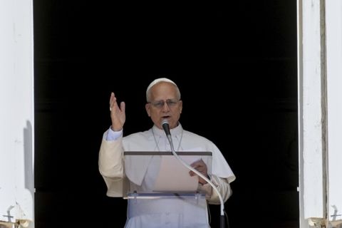 Папа Лев XIV закликав до негайного припинення вогню в Україні та солідарності з українцями