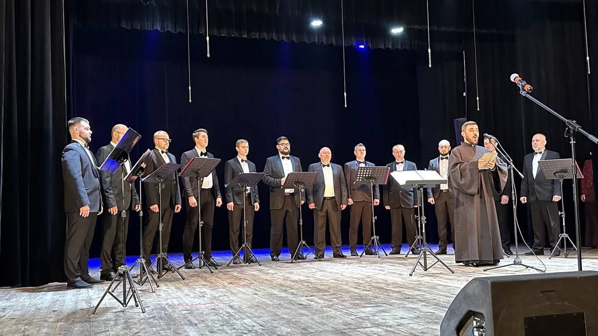 У Тернопільсько-Зборівській архиєпархії відзначили митців, священників та науковців відзнакою Патріарха Йосифа Сліпого У Тернопільсько-Зборівській архиєпархії відзначили митців, священників та науковців відзнакою Патріарха Йосифа Сліпого