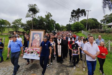 Українці у Бразилії взяли участь у 32-й Марійській прощі до Богородиці Коралів