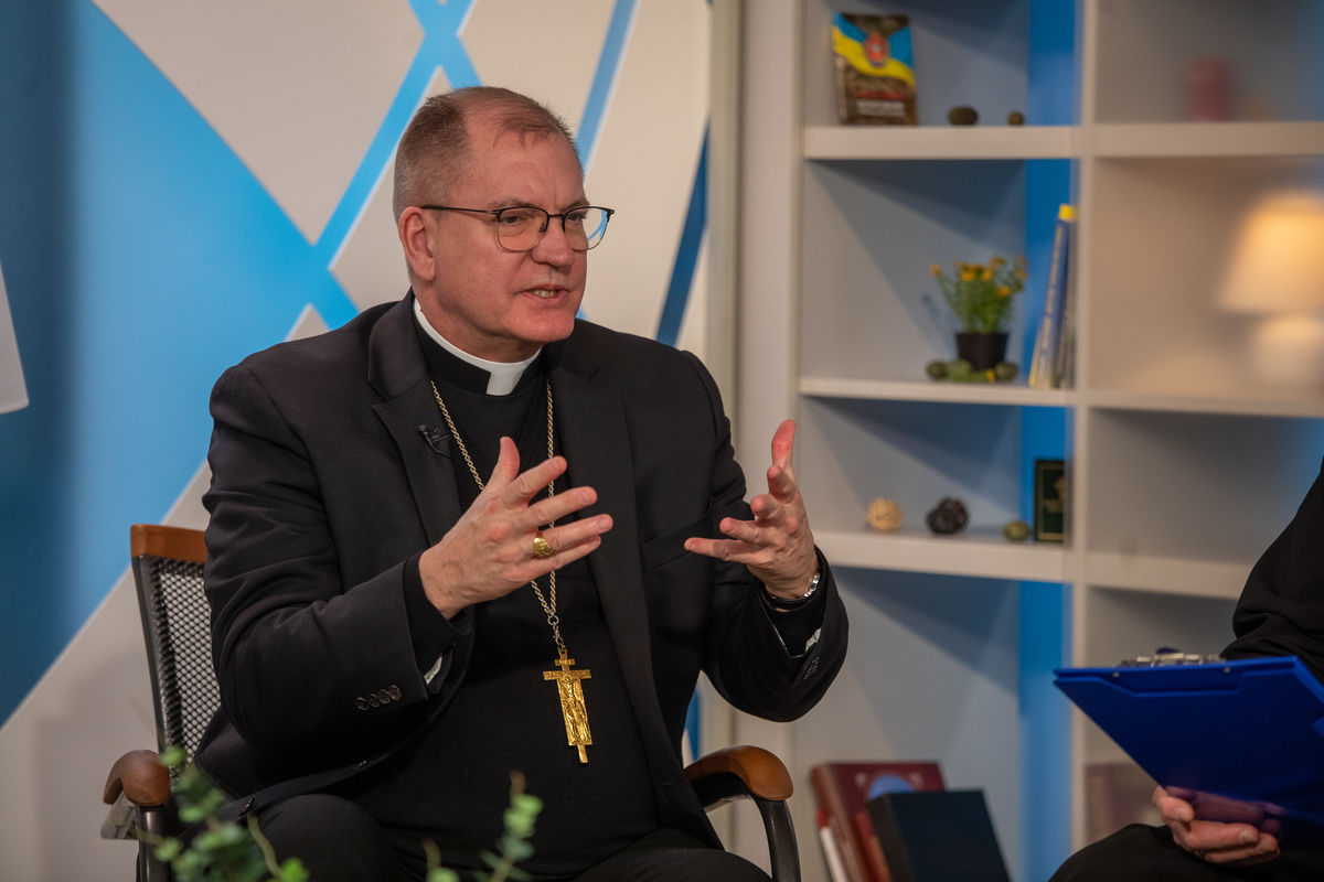 Bishop John Barres of the Rockville Center Diocese speaks with His Beatitude Sviatoslav about assistance and support to Ukrainians, challenges and life during war
